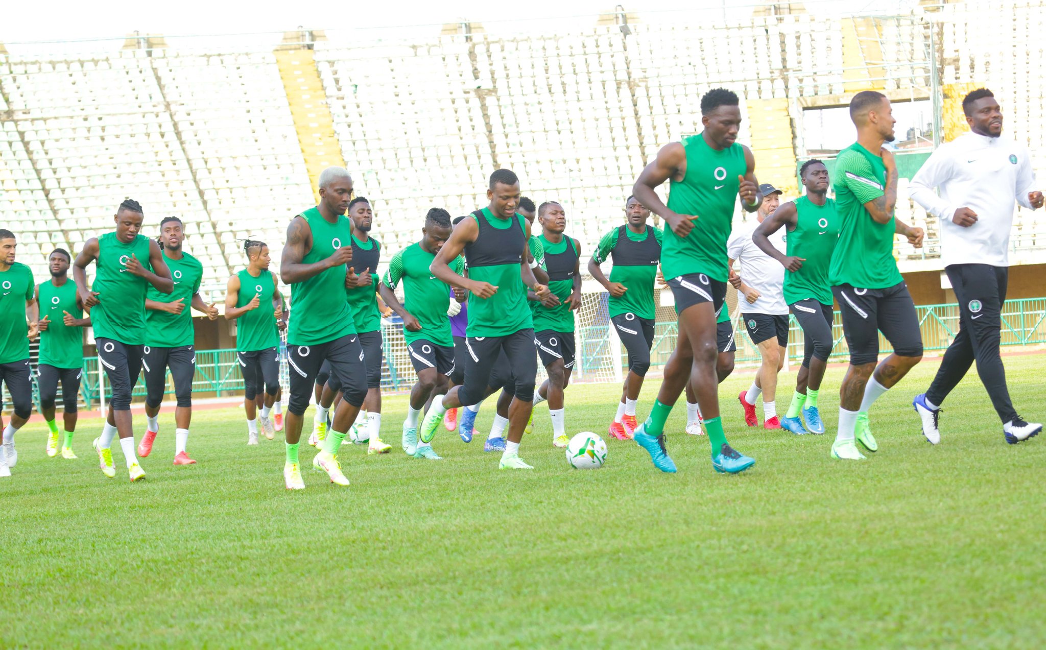 five-things-we-noticed-in-super-eagles-training-including-likely-formation-for-the-game