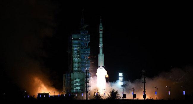 chinese-astronauts-arrive-at-space-station-for-longest-mission