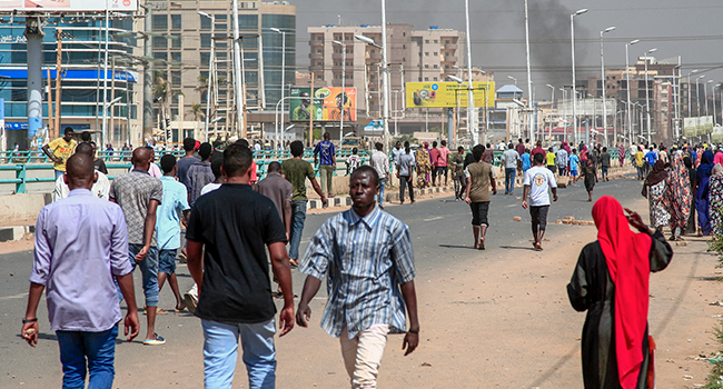 us-pauses-$700mn-in-aid-to-sudan-after-military-takeover