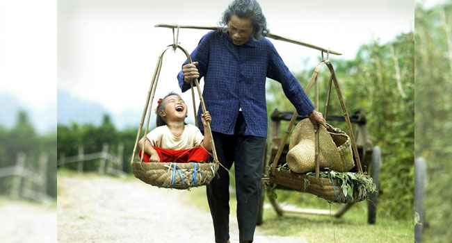 why-growing-up-with-grannies-is-good-–-research