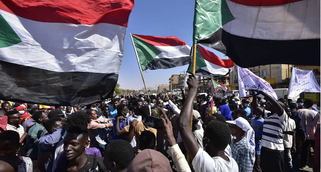 15-shot-dead-in-crackdown-on-sudan-anti-coup-protests