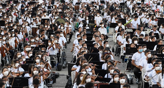 venezuela-sets-largest-orchestra-world-record