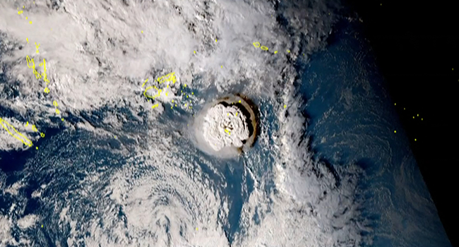 tsunami-hits-tonga,-us-west-coast-on-alert-after-volcano-erupts