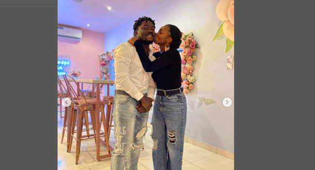 taooma,-hubby-celebrates-one-year-wedding-anniversary