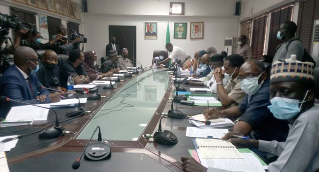 strike:-fg-meets-with-asuu