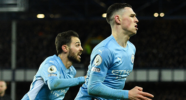man-city-survive-everton-scare-to-go-six-points-clear
