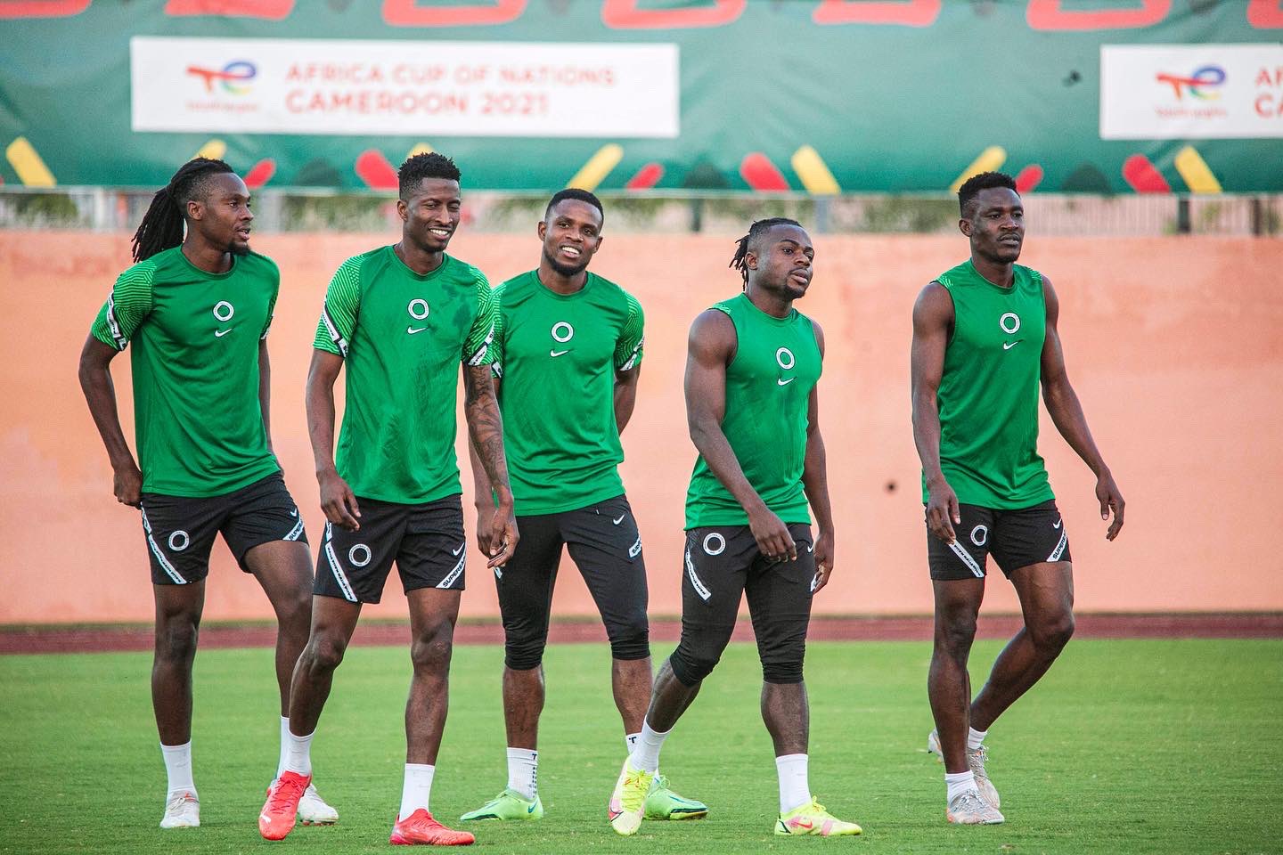 (full-list)-–-moses-simon,-akpeyi-swell-list-of-players-in-super-eagles-camp-for-ghana-clash