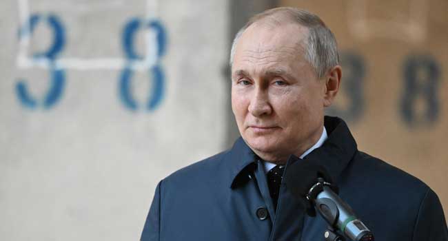 slovakia-expels-35-russian-diplomats