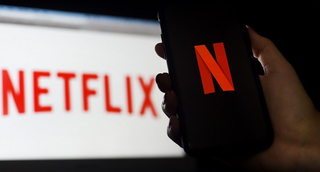 netflix-shares-plunge-more-than-30%-on-lost-subscribers