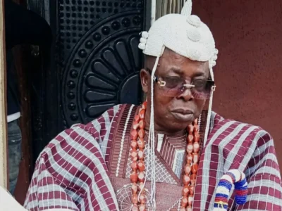 Oba Falodun-gunmen